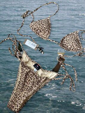 THRILLS Australian swimwear cheetah print bikini set thong bottom triangle top